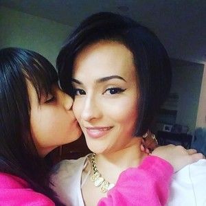 Meet your Posher, Stacy